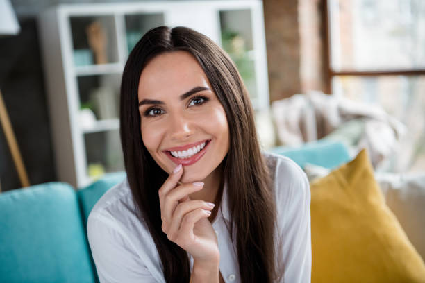 image of a woman with beautiful teeth smiling at the camera